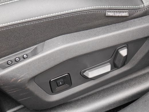 Peugeot e-3008 Launch Edition 325 Dual Motor 73 kWh Black Edition | 11 kW lader | Achterbank in delen neerklapba... ActivLease financial lease