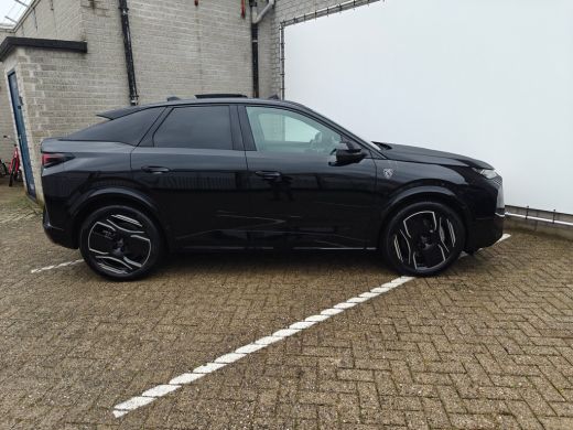 Peugeot e-3008 Launch Edition 325 Dual Motor 73 kWh Black Edition | 11 kW lader | Achterbank in delen neerklapba... ActivLease financial lease