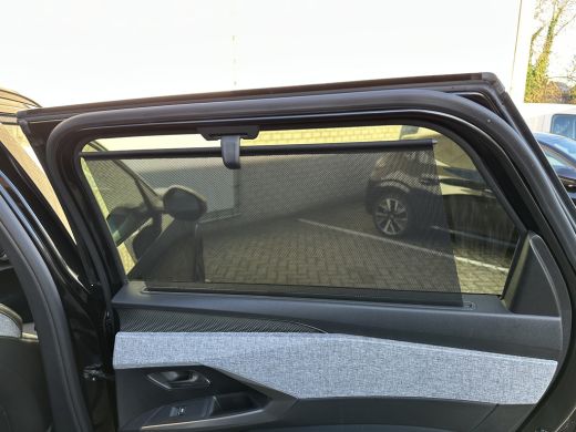 Peugeot e-5008 Launch Edition Dual Motor 73 kWh Black Edition | 2 stoelen op derde rij | Achterstoelen verwarmd ... ActivLease financial lease
