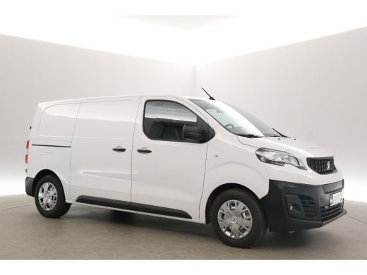 Peugeot e-Expert L2H1 75 kWh | SOH 99% | Elektrisch | Snelladen | 360&deg; Camera | Airco | Cruise | Carplay | 3-Zits ActivLease financial lease