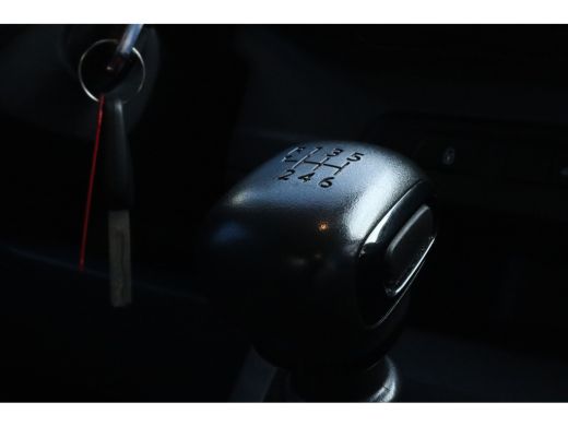 Peugeot Expert 2.0 BlueHDI 120 Standard Premium | Cruise Control | Trekhaak | Parkeersensoren | Radio | Airco ActivLease financial lease