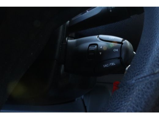 Peugeot Expert 2.0 BlueHDI 120 Standard Premium | Cruise Control | Trekhaak | Parkeersensoren | Radio | Airco ActivLease financial lease