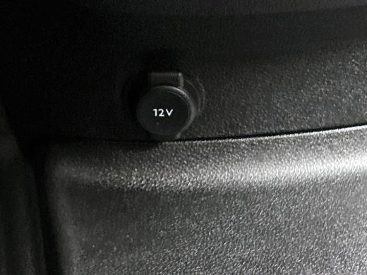 Peugeot Partner 1.2 Benzine 111PK Euro6 *Distributie bij 66Dkm.vervangen* Premium / Airco / Navigatie / Schuifdeu... ActivLease financial lease