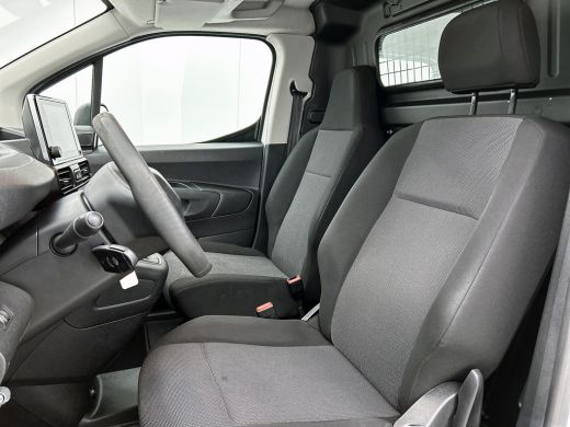 Peugeot Partner 1.2 Benzine 111PK Euro6 *Distributie bij 66Dkm.vervangen* Premium / Airco / Navigatie / Schuifdeu... ActivLease financial lease