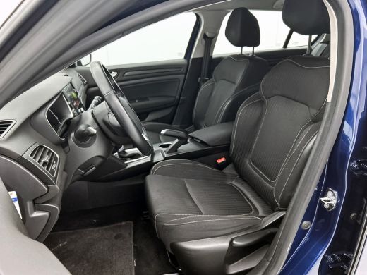 Renault M&eacute;gane Estate Estate 1.5 DCi Automaat Zen / Distributie vv bij 123Dkm / Cruise / Navi / LED / Carplay / Parkeer... ActivLease financial lease