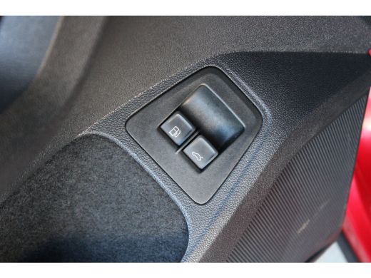 Seat Tarraco 1.4 TSI e-Hybrid PHEV Xcellence | Schuif-kanteldak | Dodehoek detectie | Adaptieve Cruise control... ActivLease financial lease