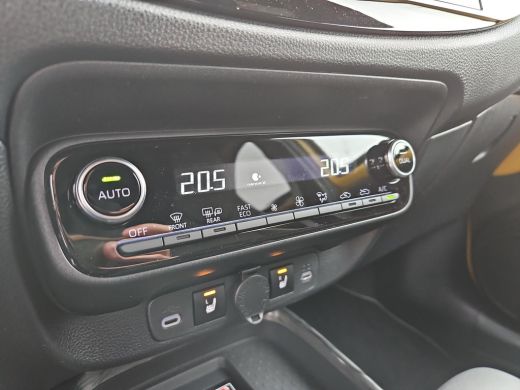 Toyota Aygo Hybrid 115 GR Sport ActivLease financial lease