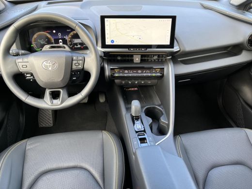Toyota C-HR 2.0 Hybrid 200 Premi&egrave;re Edition | All Wheel Drive | Panoramadak | 360 graden camera | Stoel- + st... ActivLease financial lease