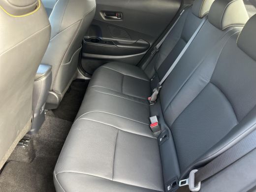 Toyota C-HR 2.0 Hybrid 200 Premi&egrave;re Edition | All Wheel Drive | Panoramadak | 360 graden camera | Stoel- + st... ActivLease financial lease