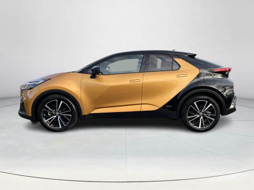Toyota C-HR 2.0 Hybrid 200 Premi&egrave;re Edition | All Wheel Drive | Panoramadak | 360 graden camera | Stoel- + st... ActivLease financial lease