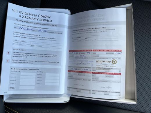 Toyota C-HR 2.0 Hybrid 200 Premi&egrave;re Edition | All Wheel Drive | Panoramadak | 360 graden camera | Stoel- + st... ActivLease financial lease