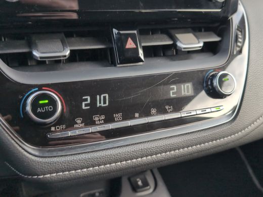 Toyota Corolla Touring Sports 1.8 Hybrid Navigatie | Camera | 18 Inch LMV | LED ActivLease financial lease