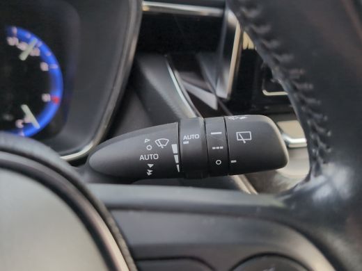 Toyota Corolla Touring Sports 1.8 Hybrid Navigatie | Camera | 18 Inch LMV | LED ActivLease financial lease