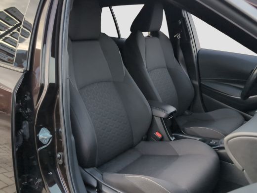 Toyota Corolla Touring Sports 1.8 Hybrid Navigatie | Camera | 18 Inch LMV | LED ActivLease financial lease