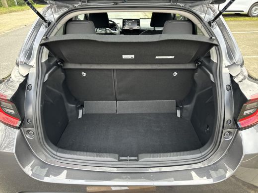 Toyota Yaris 1.5 Hybrid 115 First Edition Toyota Yaris Hybrid 115 First Edition ActivLease financial lease