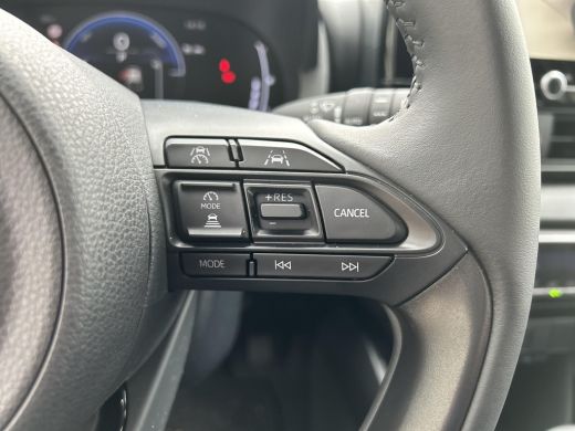 Toyota Yaris 1.5 Hybrid 115 First Edition Toyota Yaris Hybrid 115 First Edition ActivLease financial lease