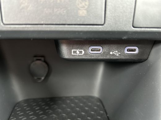 Toyota Yaris 1.5 Hybrid 115 First Edition Toyota Yaris Hybrid 115 First Edition ActivLease financial lease