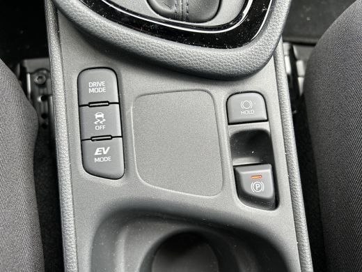 Toyota Yaris 1.5 Hybrid 115 First Edition Toyota Yaris Hybrid 115 First Edition ActivLease financial lease