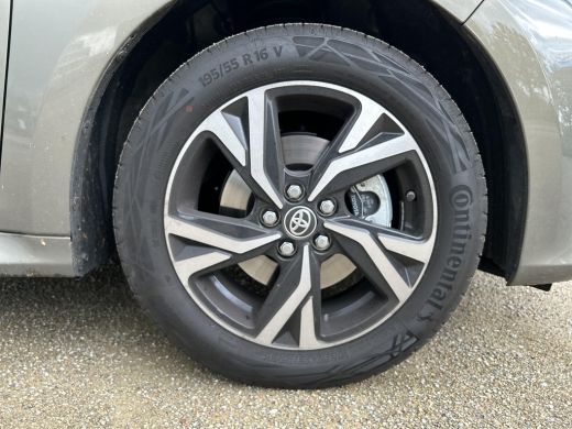 Toyota Yaris 1.5 Hybrid 115 First Edition Toyota Yaris Hybrid 115 First Edition ActivLease financial lease