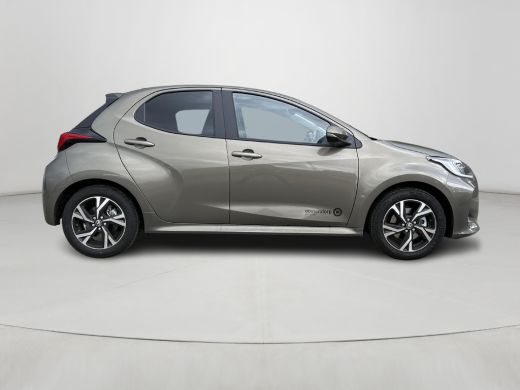 Toyota Yaris 1.5 Hybrid 115 First Edition Toyota Yaris Hybrid 115 First Edition ActivLease financial lease