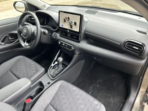 Toyota Yaris 1.5 Hybrid 115 First Edition Toyota Yaris Hybrid 115 First Edition ActivLease financial lease