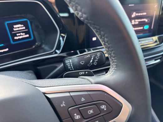 Volkswagen Caddy 1.5 TSI Hybride Style | Pano | A-Camera | Lane Assist | Navi | Apple Carplay | ActivLease financial lease