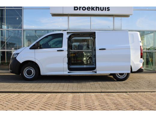 Volkswagen e-Transporter L2 64kWh | 218 pk | 4 luidsprekers | Radio Composition Colour (MIB3 8,25" touchscreen) ActivLease financial lease