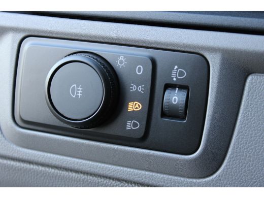 Volkswagen e-Transporter L2 64kWh | 218 pk | 4 luidsprekers | Radio Composition Colour (MIB3 8,25" touchscreen) ActivLease financial lease