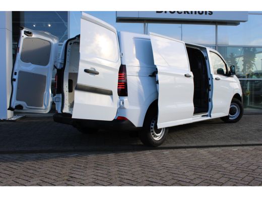 Volkswagen e-Transporter L2 64kWh | 218 pk | 4 luidsprekers | Radio Composition Colour (MIB3 8,25" touchscreen) ActivLease financial lease