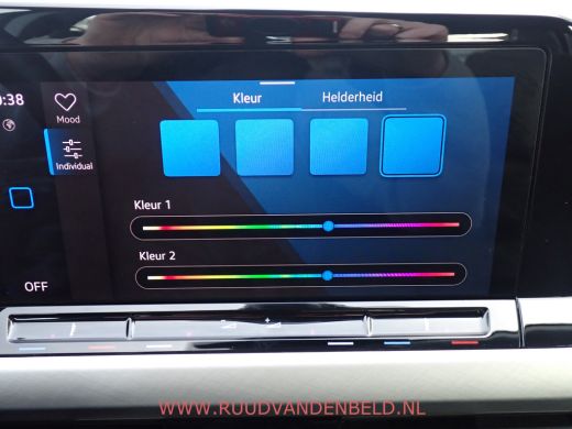 Volkswagen Golf 1.0TSI Life ACC/CARPLAY/NAVI/CAMERA/SFEERVERLICHTING ActivLease financial lease