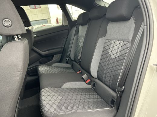 Volkswagen Taigo R-Line Edition 1.0 TSI 85 kW / 116 PK CUV 6 versn. Hand koplampverlichting led Matrix | Achteruit... ActivLease financial lease