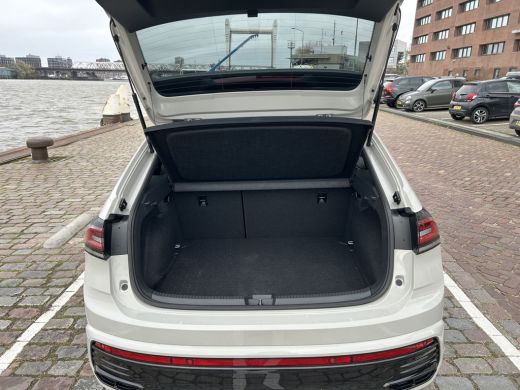 Volkswagen Taigo R-Line Edition 1.0 TSI 85 kW / 116 PK CUV 6 versn. Hand koplampverlichting led Matrix | Achteruit... ActivLease financial lease
