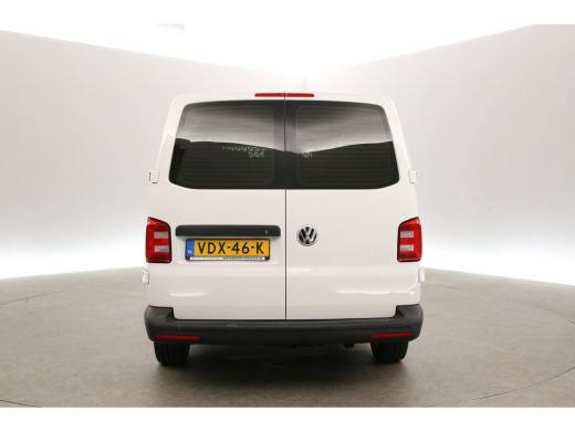 Volkswagen Transporter 2.0 TDI L2H1 | 150PK | DC |  Airco | Cruise | Carplay | Navigatie ActivLease financial lease