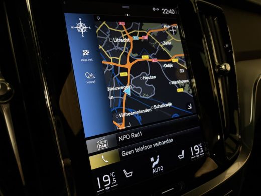 Volvo  V60 T6 AWD Recharge R-Design | Vol! | Schuifdak | Trekhaak | Stoelventilatie | FOUR-C Onderstel* | 36... ActivLease financial lease