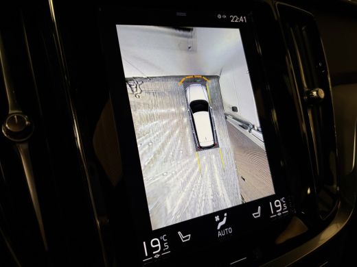 Volvo  V60 T6 AWD Recharge R-Design | Vol! | Schuifdak | Trekhaak | Stoelventilatie | FOUR-C Onderstel* | 36... ActivLease financial lease