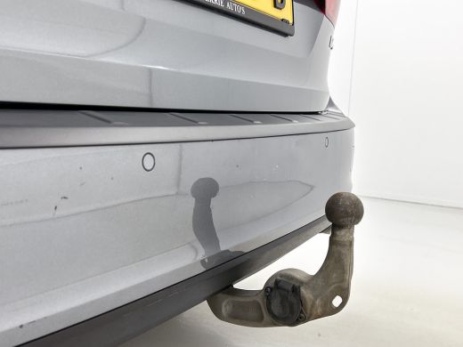 Volvo  V90 D4 190PK Automaat Momentum / Navigatie / Adap-cruise / park-assist / Memory sportseats / leder in... ActivLease financial lease