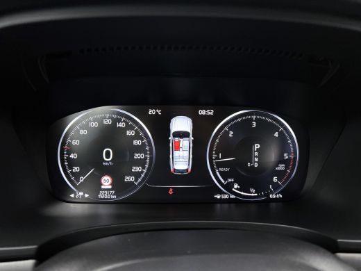 Volvo  V90 D4 190PK Automaat Momentum / Navigatie / Adap-cruise / park-assist / Memory sportseats / leder in... ActivLease financial lease