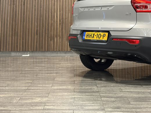 Volvo  XC40 B4 Plus Dark Trekhaak | Harman Kardon | Bestuurdersstoel elektrisch geheugen | Stoel en Stuurwiel... ActivLease financial lease