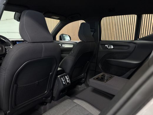 Volvo  XC40 B4 Plus Dark Trekhaak | Harman Kardon | Bestuurdersstoel elektrisch geheugen | Stoel en Stuurwiel... ActivLease financial lease