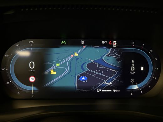 Volvo  XC40 B4 Plus Dark Trekhaak | Harman Kardon | Bestuurdersstoel elektrisch geheugen | Stoel en Stuurwiel... ActivLease financial lease