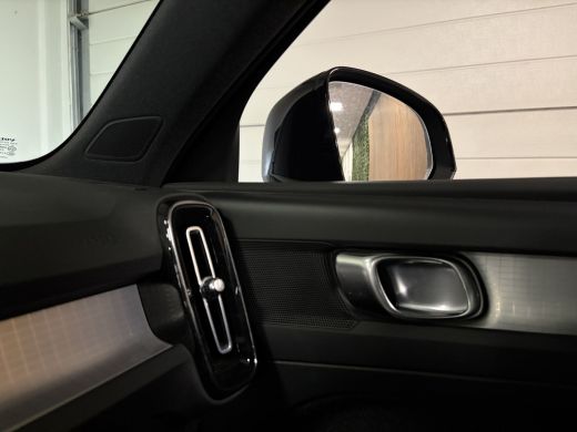 Volvo  XC40 T5 Recharge Inscription Parkeercamera | 19 Inch | Cruise Control | Zitting verlenging voorstoelen... ActivLease financial lease