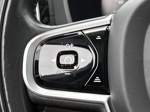 Volvo  XC60 2.0 T6 250KW AWD hybrid Inscription / Panoramadak / Trekhaak / Leder lux./Stuur-Stoelverw / Pdc+c... ActivLease financial lease