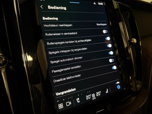 Volvo  XC60 T6 AWD Recharge Plus Bright 360 Camera | Stoelventilatie | All Season Banden | Adaptieve Cruise C... ActivLease financial lease