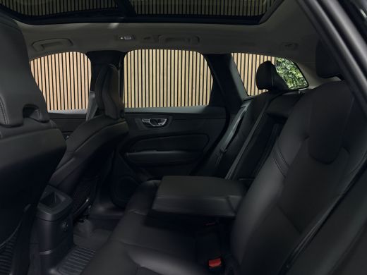 Volvo  XC60 T6 AWD Recharge Ultimate Dark Head-Up Display | Harman Kardon | Adaptieve Cruise Control | Stoelv... ActivLease financial lease