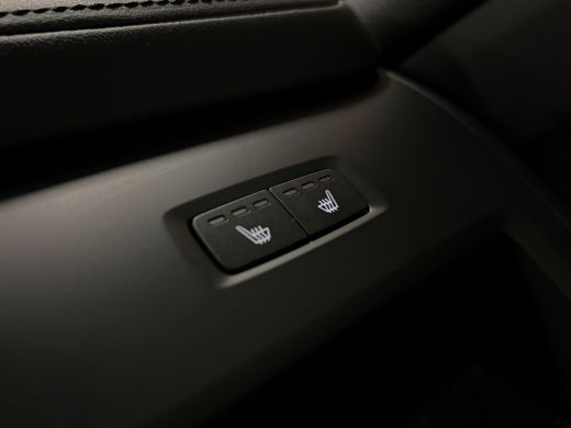 Volvo  XC60 T6 AWD Recharge Ultimate Dark Head-Up Display | Harman Kardon | Adaptieve Cruise Control | Stoelv... ActivLease financial lease