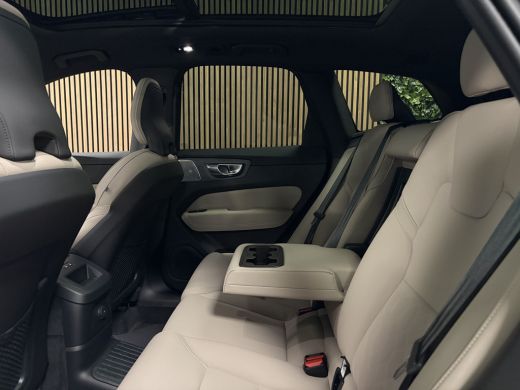 Volvo  XC60 T6 AWD Recharge Ultra Dark Vol! | Bowers & Wilkins | Luchtvering | 360&deg; Camera | Head-Up Display ... ActivLease financial lease