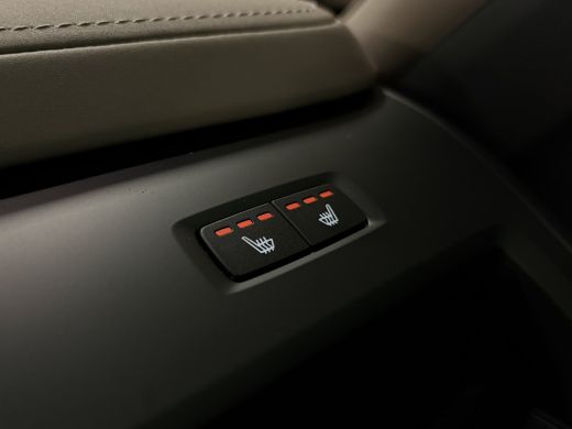 Volvo  XC60 T6 AWD Recharge Ultra Dark Vol! | Bowers & Wilkins | Luchtvering | 360&deg; Camera | Head-Up Display ... ActivLease financial lease