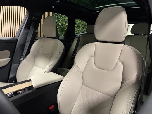 Volvo  XC60 T6 AWD Recharge Ultra Dark Vol! | Bowers & Wilkins | Luchtvering | 360&deg; Camera | Head-Up Display ... ActivLease financial lease