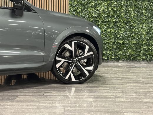 Volvo  XC60 T6 AWD Recharge Ultra Dark Vol! | Bowers & Wilkins | Luchtvering | 360&deg; Camera | Head-Up Display ... ActivLease financial lease