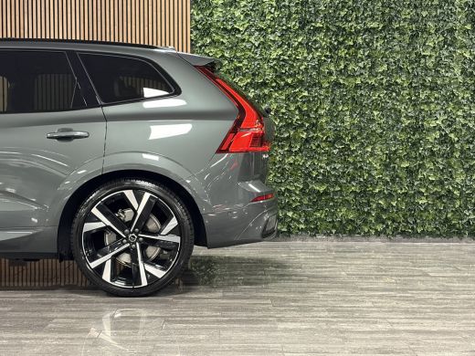 Volvo  XC60 T6 AWD Recharge Ultra Dark Vol! | Bowers & Wilkins | Luchtvering | 360&deg; Camera | Head-Up Display ... ActivLease financial lease